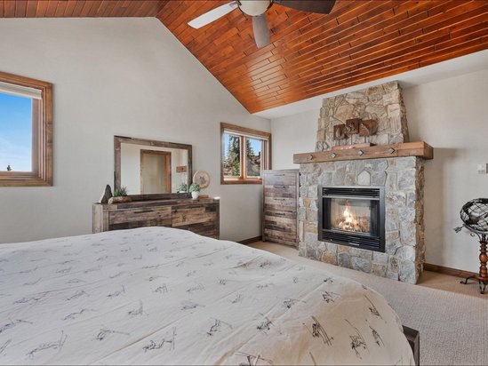 Big White 4 Bedroom Accommodation - Snow Therapy - #4666