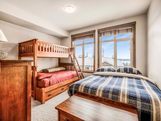 Big White 2 Bedroom Accommodation - Southpoint - #4667