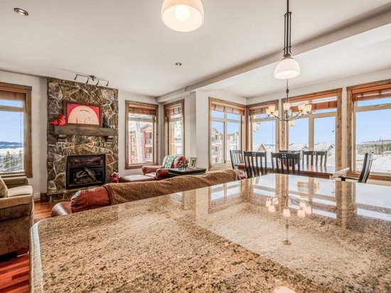 Big White 2 Bedroom Accommodation - Southpoint - #4667