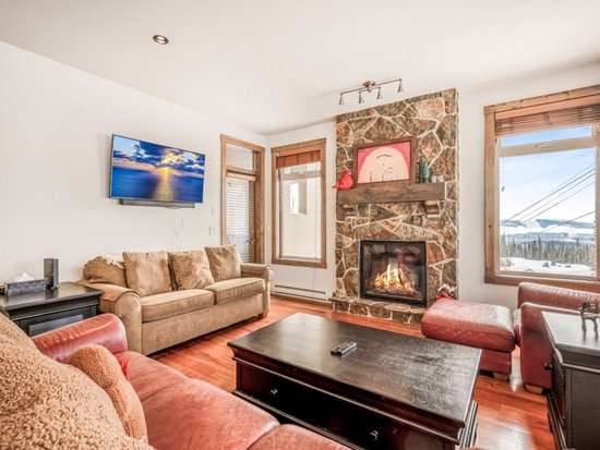 Big White 2 Bedroom Accommodation - Southpoint - #4667