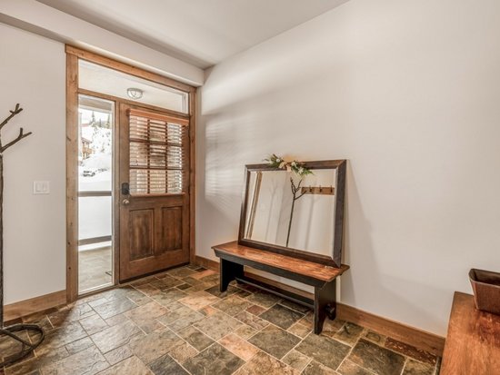 Big White 2 Bedroom Accommodation - Southpoint - #4667