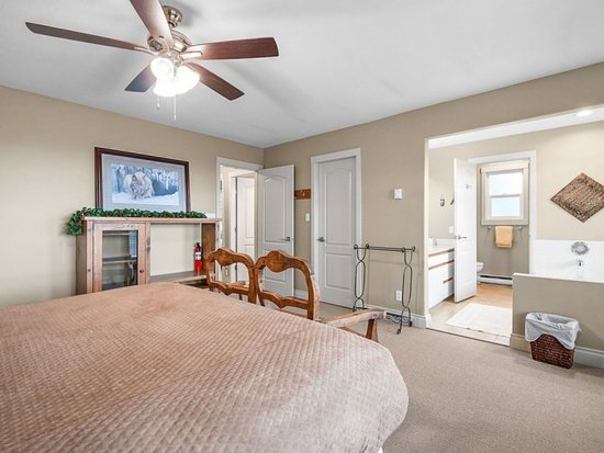 Big White 4 Bedroom Accommodation - Snowy Escape - #4669