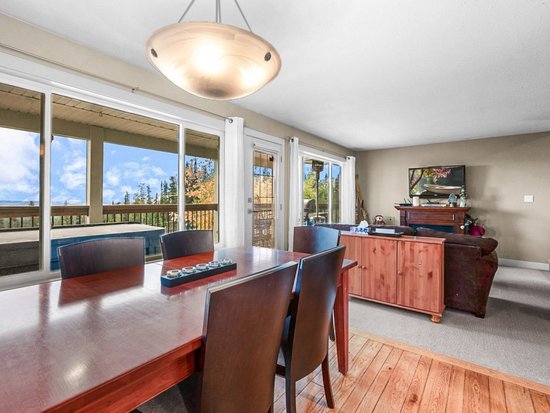 Big White 4 Bedroom Accommodation - Snowy Escape - #4669