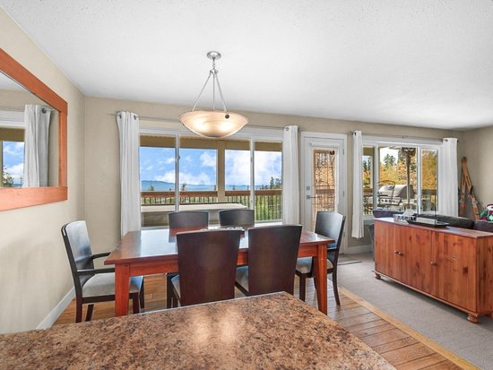 Big White 4 Bedroom Accommodation - Snowy Escape - #4669