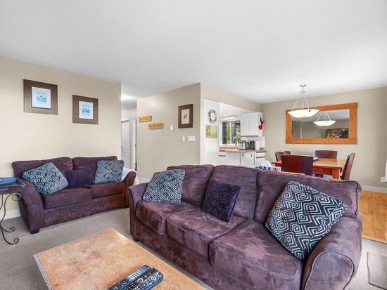 Big White 4 Bedroom Accommodation - Snowy Escape - #4669