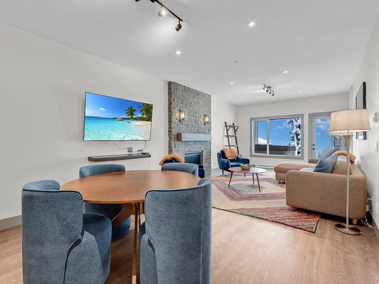 Big White 5 Bedroom Accommodation - Grizzly Ridge Trail - #4670