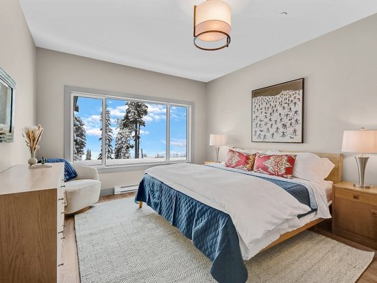 Big White 5 Bedroom Accommodation - Grizzly Ridge Trail - #4670