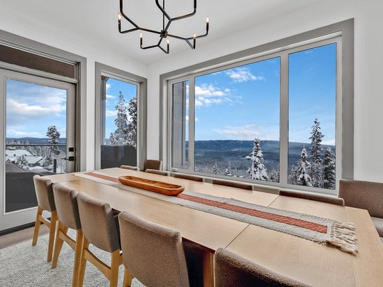 Big White 5 Bedroom Accommodation - Grizzly Ridge Trail - #4670