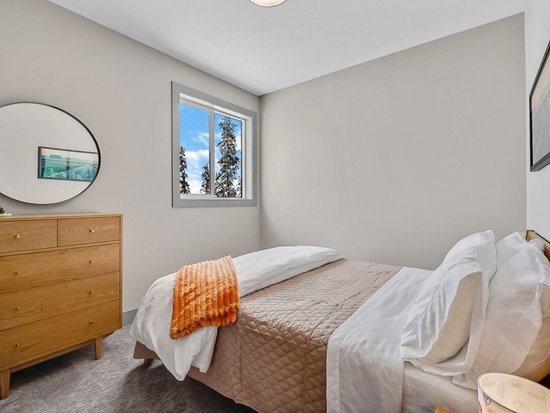 Big White 5 Bedroom Accommodation - Grizzly Ridge Trail - #4670