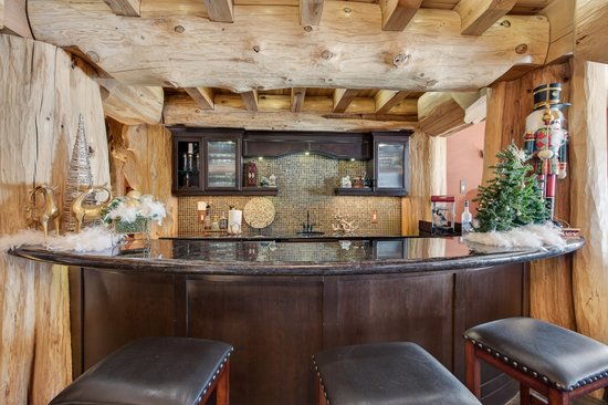 Big White 4 Bedroom Accommodation - White Spirit Lodge - #4671