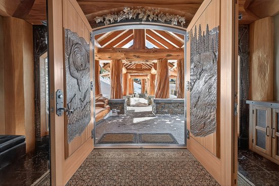 Big White 4 Bedroom Accommodation - White Spirit Lodge - #4671