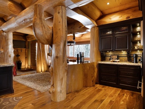 Big White 4 Bedroom Accommodation - White Spirit Lodge - #4671