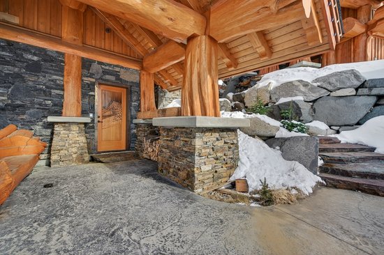 Big White 4 Bedroom Accommodation - White Spirit Lodge - #4671