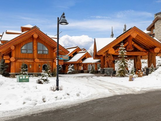 Big White 4 Bedroom Accommodation - White Spirit Lodge - #4671