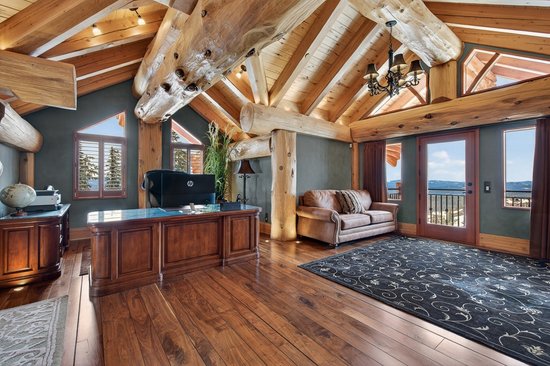 Big White 4 Bedroom Accommodation - White Spirit Lodge - #4671
