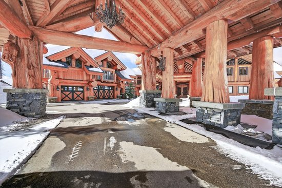 Big White 4 Bedroom Accommodation - White Spirit Lodge - #4671
