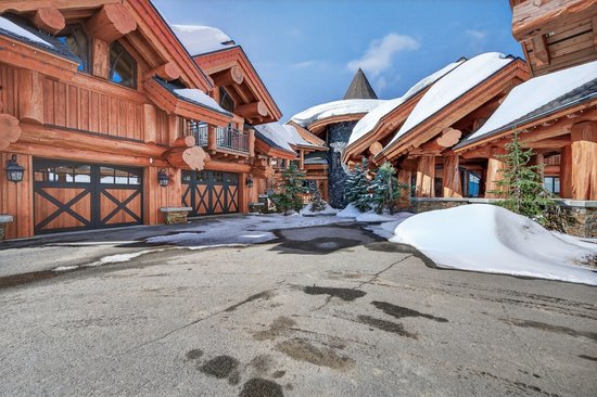Big White 4 Bedroom Accommodation - White Spirit Lodge - #4671