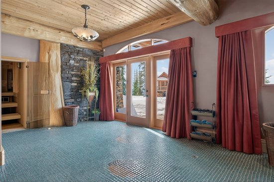 Big White 4 Bedroom Accommodation - White Spirit Lodge - #4671