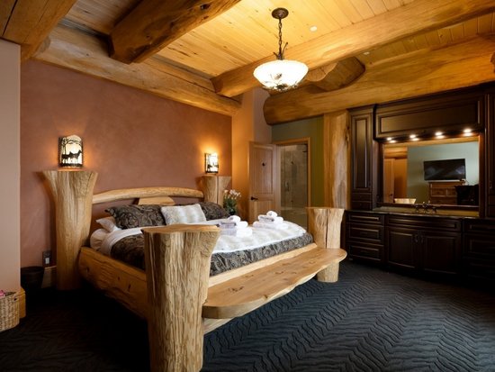 Big White 4 Bedroom Accommodation - White Spirit Lodge - #4671