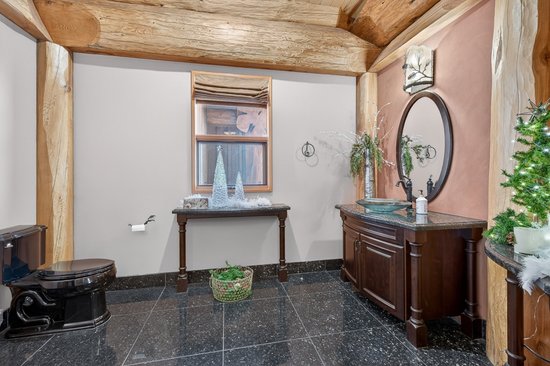 Big White 4 Bedroom Accommodation - White Spirit Lodge - #4671