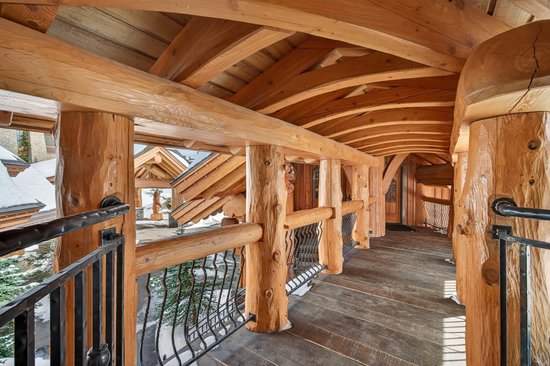 Big White 4 Bedroom Accommodation - White Spirit Lodge - #4671