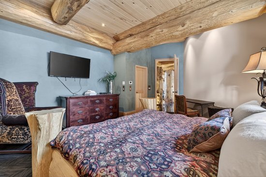 Big White 4 Bedroom Accommodation - White Spirit Lodge - #4671