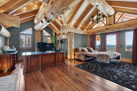 Big White 4 Bedroom Accommodation - White Spirit Lodge - #4671