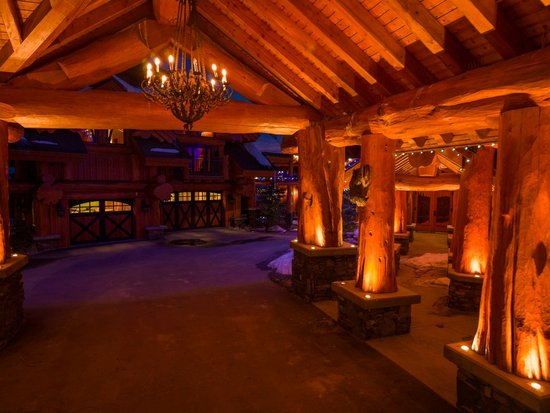 Big White 4 Bedroom Accommodation - White Spirit Lodge - #4671