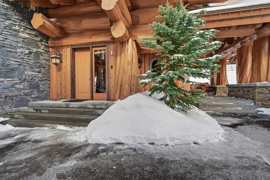 Big White 4 Bedroom Accommodation - White Spirit Lodge - #4671