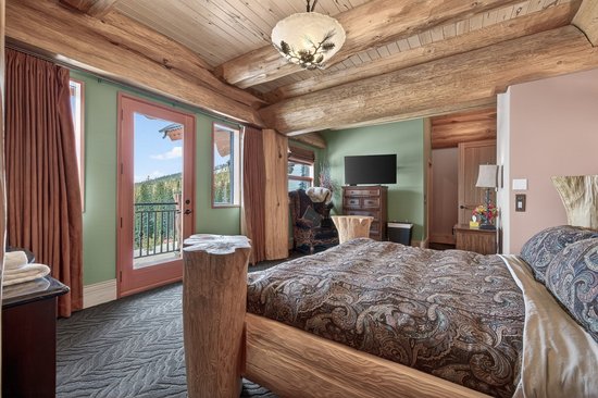 Big White 4 Bedroom Accommodation - White Spirit Lodge - #4671