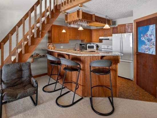 Big White 3 Bedroom Accommodation - Moguls - #4679