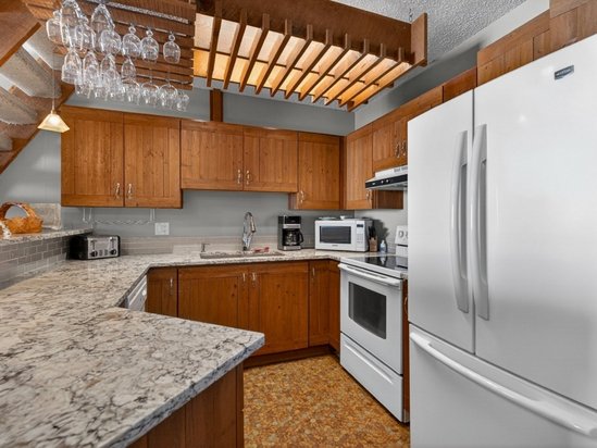 Big White 3 Bedroom Accommodation - Moguls - #4679