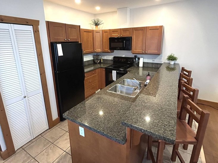 Osoyoos 2 Bedroom Accommodation - Casa Del Mila Oro Resort - #4684