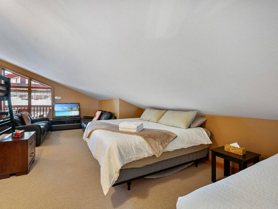 Big White 4 Bedroom Accommodation - Blackrock - #4686