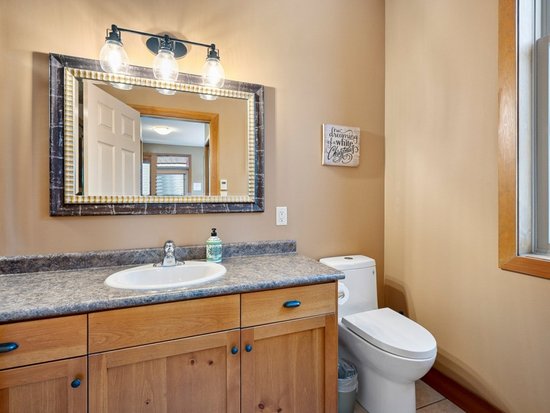 Big White 4 Bedroom Accommodation - Blackrock - #4686