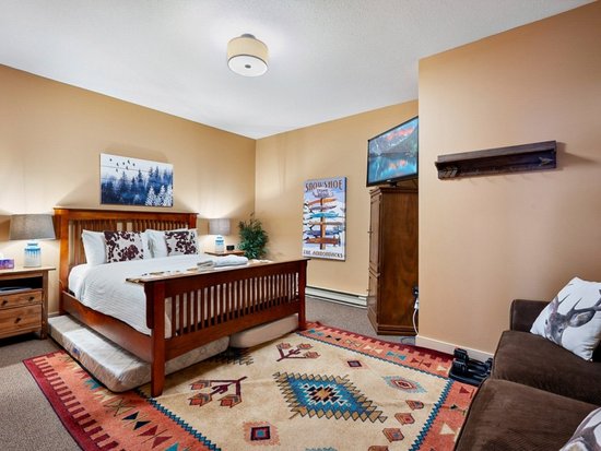 Big White 4 Bedroom Accommodation - Blackrock - #4686