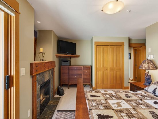 Big White 4 Bedroom Accommodation - North - #4692