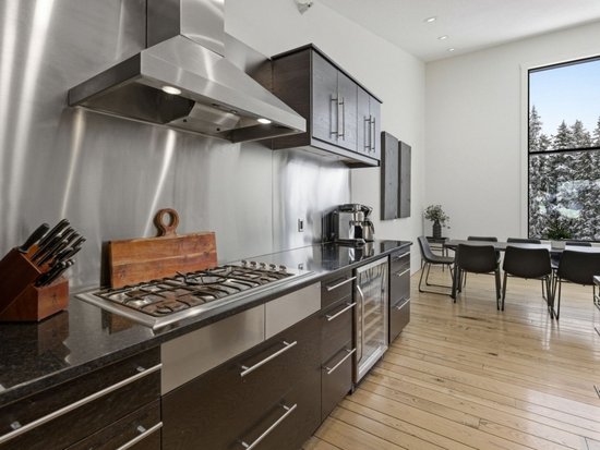 Big White 4 Bedroom Accommodation - The Edge - #4695