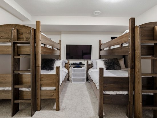 Big White 4 Bedroom Accommodation - The Edge - #4695