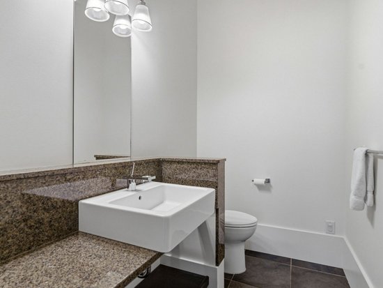 Big White 4 Bedroom Accommodation - The Edge - #4695