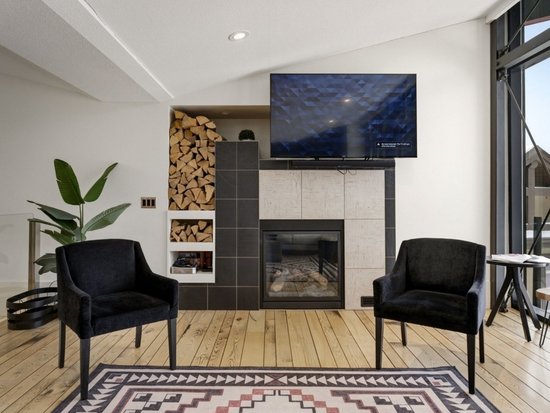 Big White 4 Bedroom Accommodation - The Edge - #4695