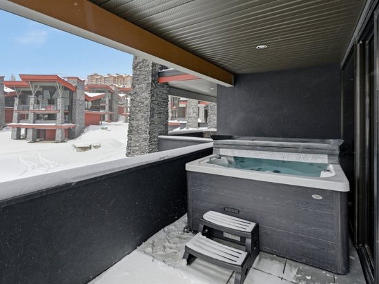 Big White 4 Bedroom Accommodation - The Edge - #4695