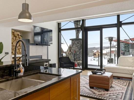 Big White 4 Bedroom Accommodation - The Edge - #4695