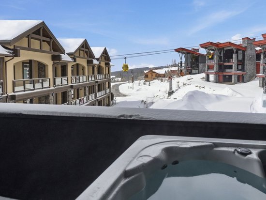 Big White 4 Bedroom Accommodation - The Edge - #4695
