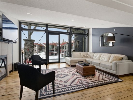 Big White 4 Bedroom Accommodation - The Edge - #4695