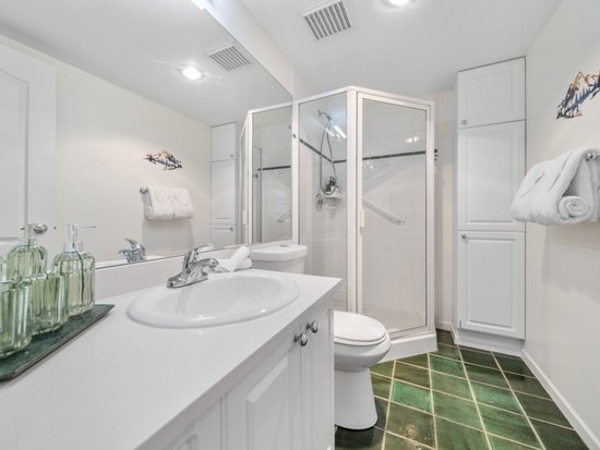 Whistler 2 Bedroom Accommodation - Whistler Town Plaza - Eagle Lodge - #4696