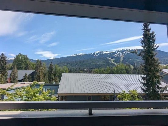 Whistler 2 Bedroom Accommodation - Whistler Town Plaza - Eagle Lodge - #4696