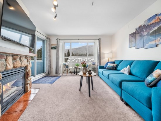 Whistler 2 Bedroom Accommodation - Whistler Town Plaza - Eagle Lodge - #4696
