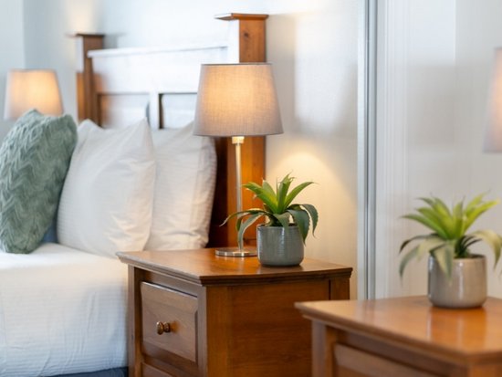 Whistler 2 Bedroom Accommodation - Whistler Town Plaza - Eagle Lodge - #4696