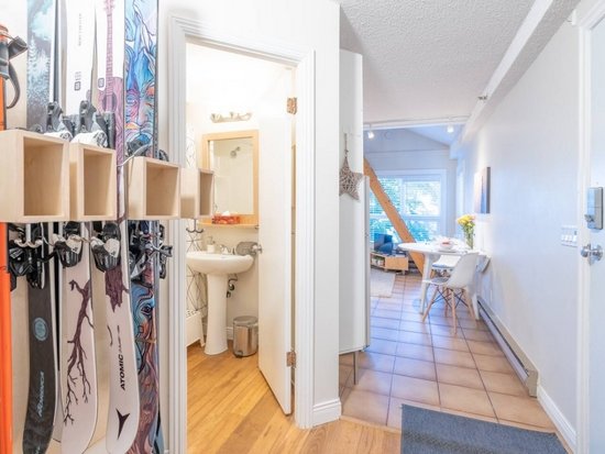 Whistler 1 Bedroom Accommodation - Gondola Village - #4698